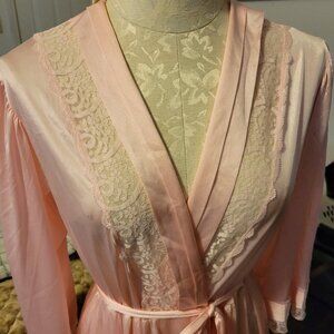 Vintage Gilead Baby Pink Robe